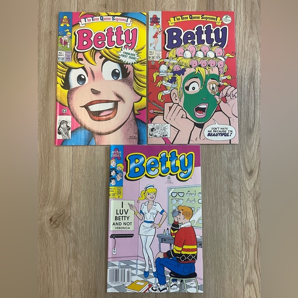 Archie Comics Betty Comic Books - Picture 1 of 2